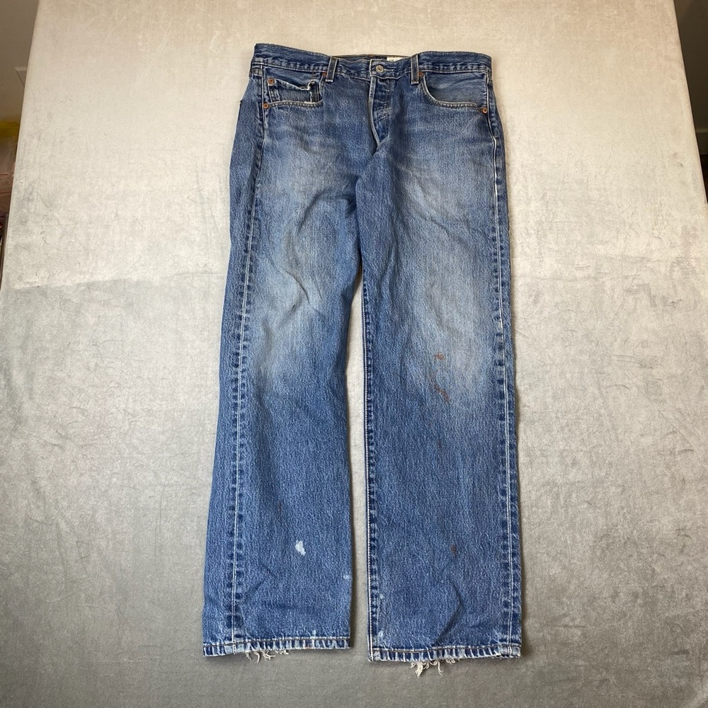 VTG Levis 501 Button Fly Jeans Distressed Light Wash‎ Denim Mens 36x32